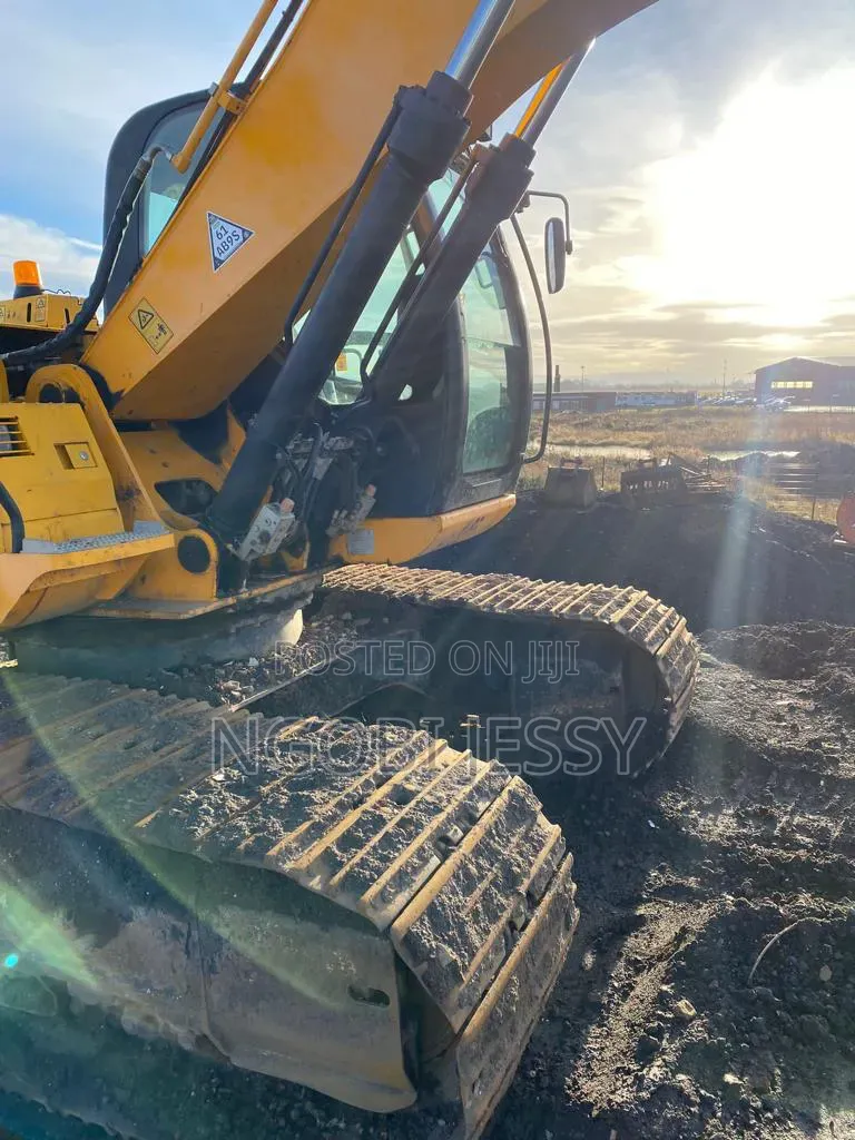 Esacavator JCB for Sale at 250m Model 2010