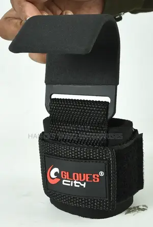 Heavy-Duty Wrist Support for Powerlifting Gym