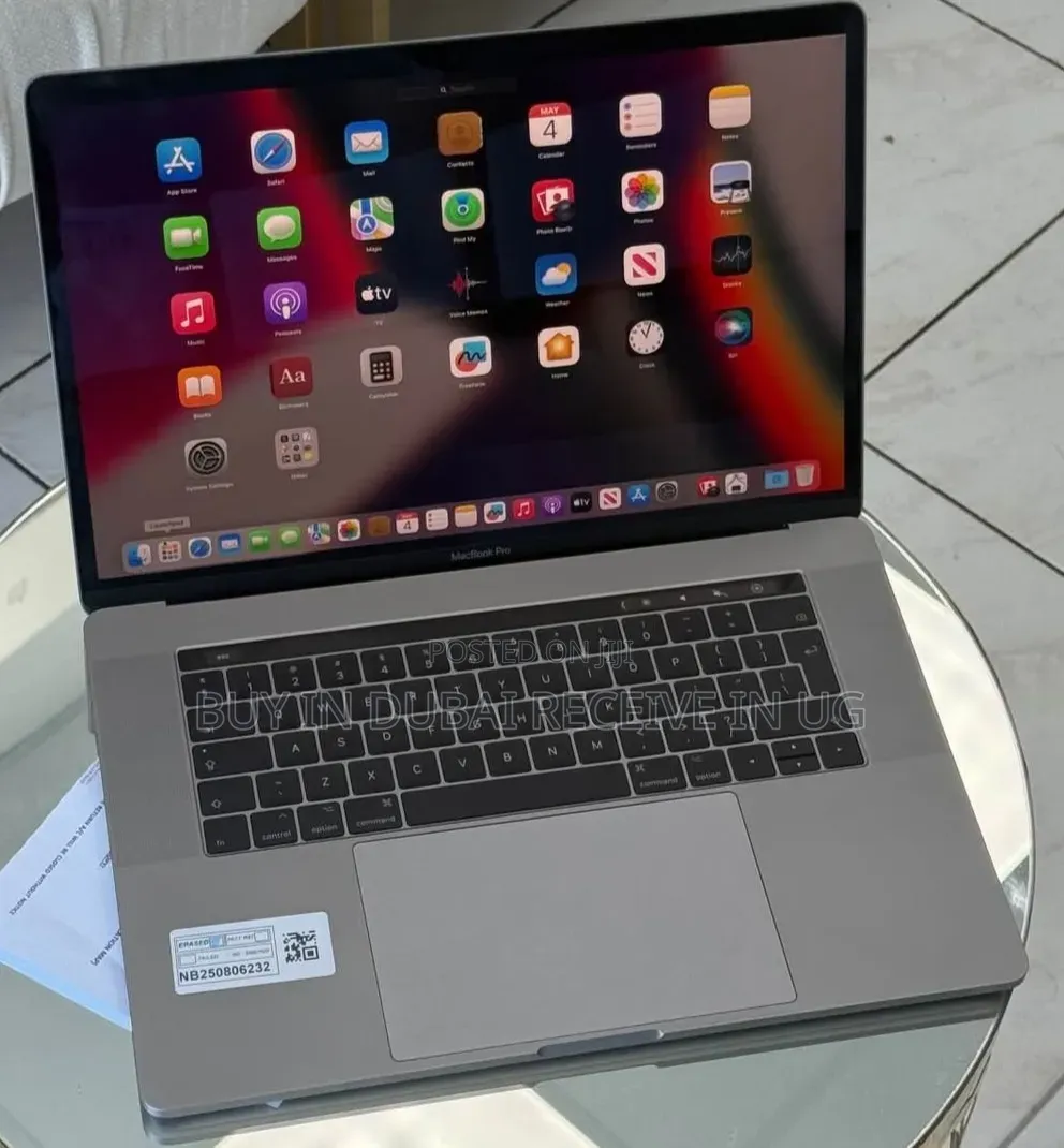 Laptop Apple MacBook Pro 2017 16GB Intel Core i7 SSD 1T