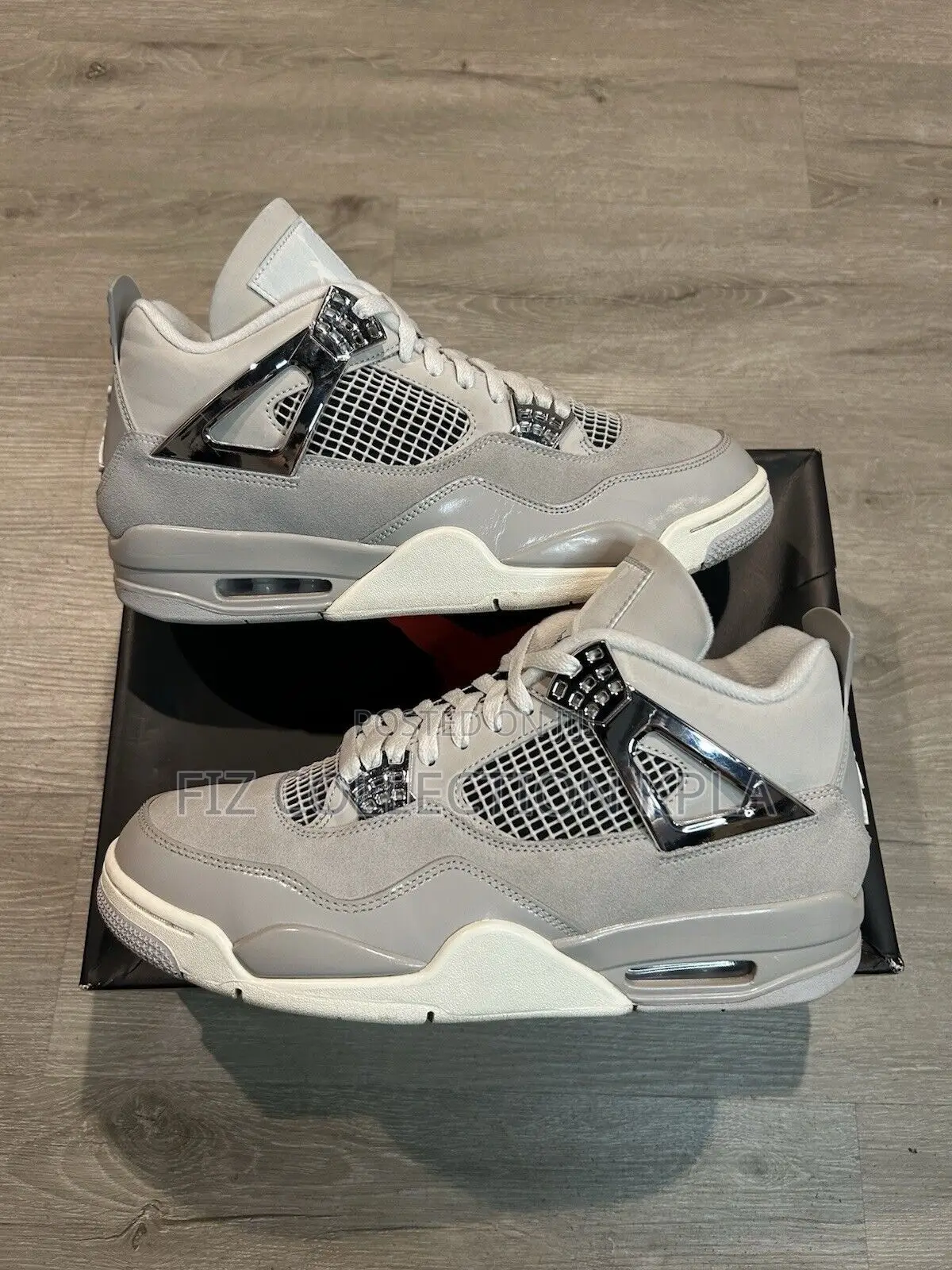 Nike Air Jordan 4 Retro "Frozen Moments".