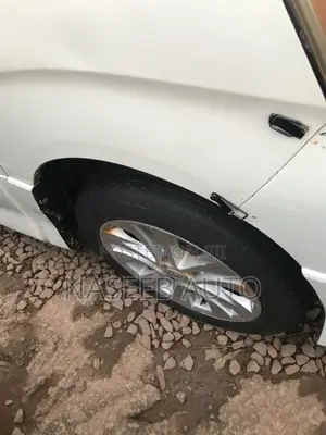Toyota Alphard 2006 White