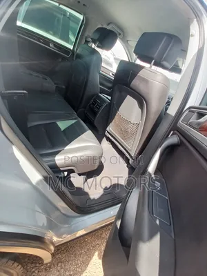 Volkswagen Touareg TDI Executive AWD 4MOTION 2016 Silver