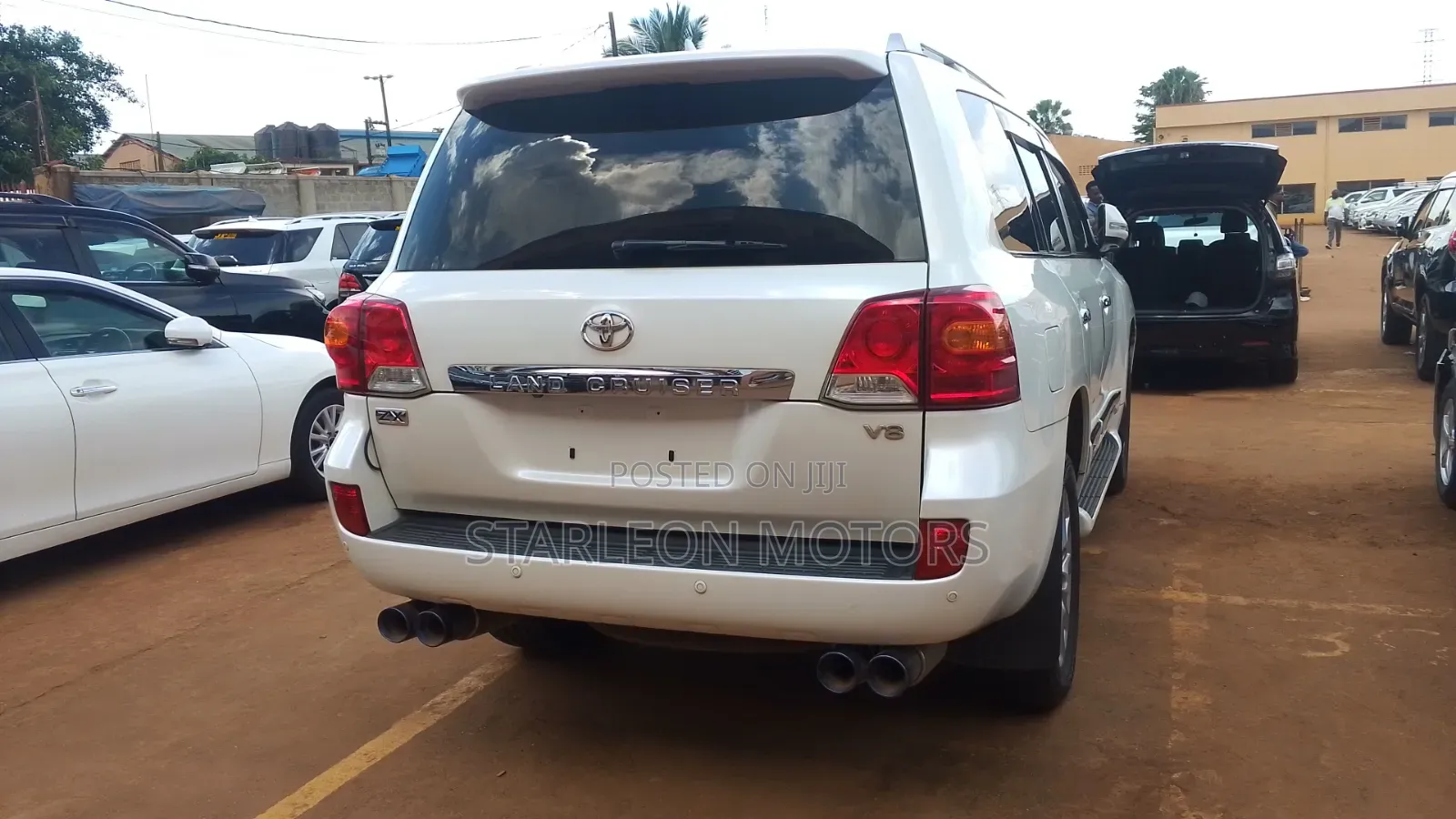 Toyota Land Cruiser 4.6 V8 ZX 2015 White