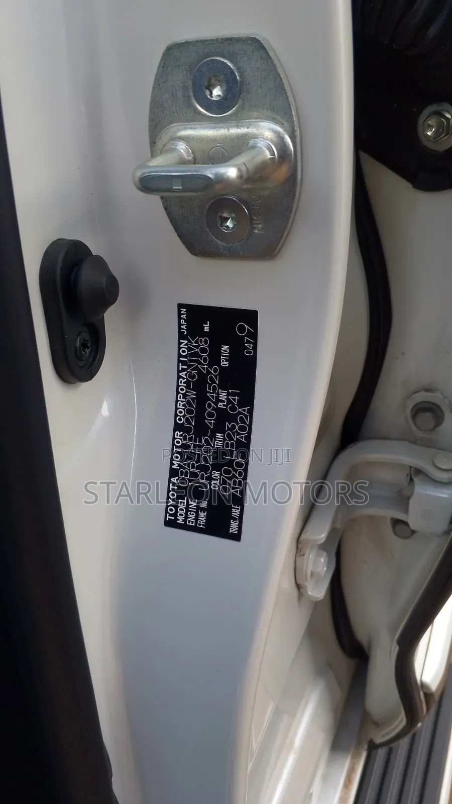 Toyota Land Cruiser 4.6 V8 ZX 2015 White