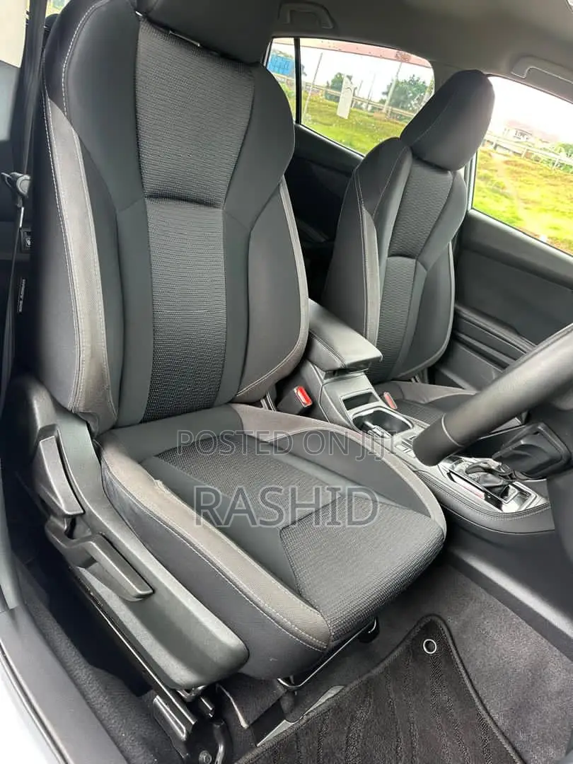 Subaru Impreza 2.0i Premium AWD Hatchback 2017 Silver