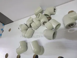 PPR Fm Elbow, Adapters Tee Size 3/4by 1/2 for Pipe Work