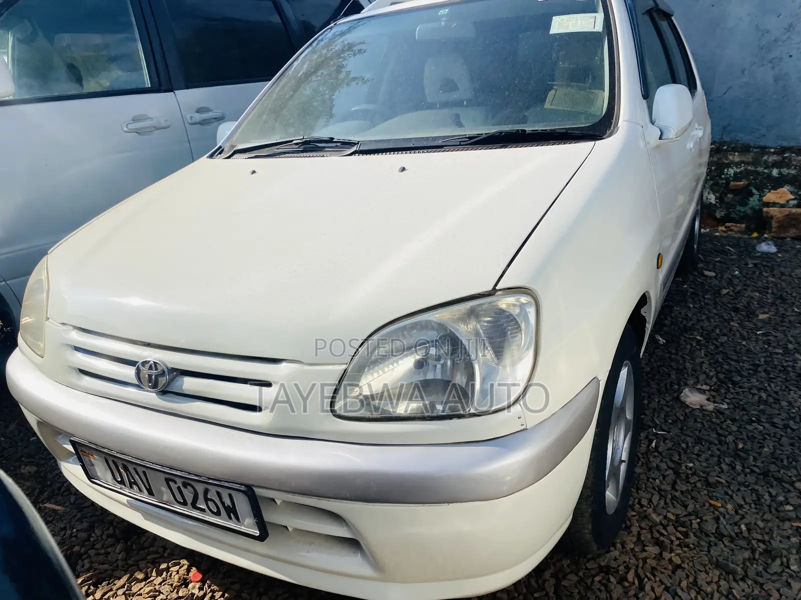 Toyota Raum 1.5 FWD 2002 White