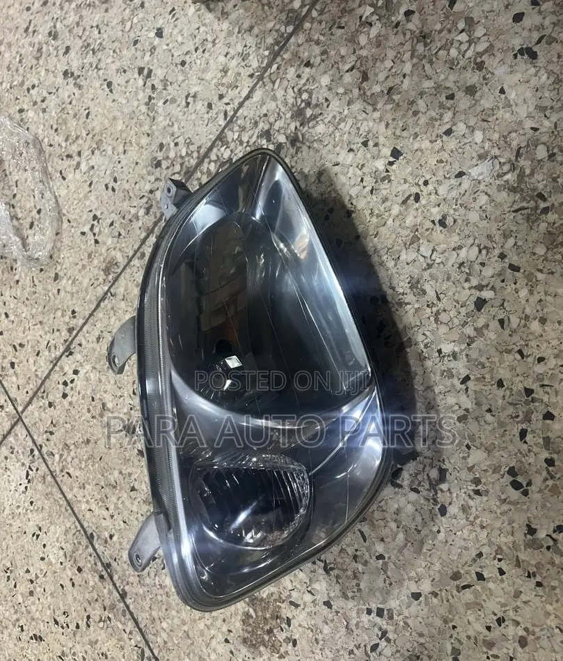 Raum Old Model Headlight