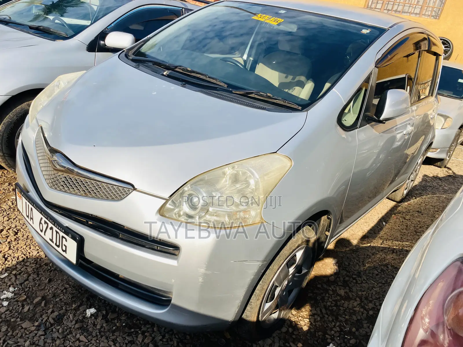 Toyota Ractis 2008 Silver