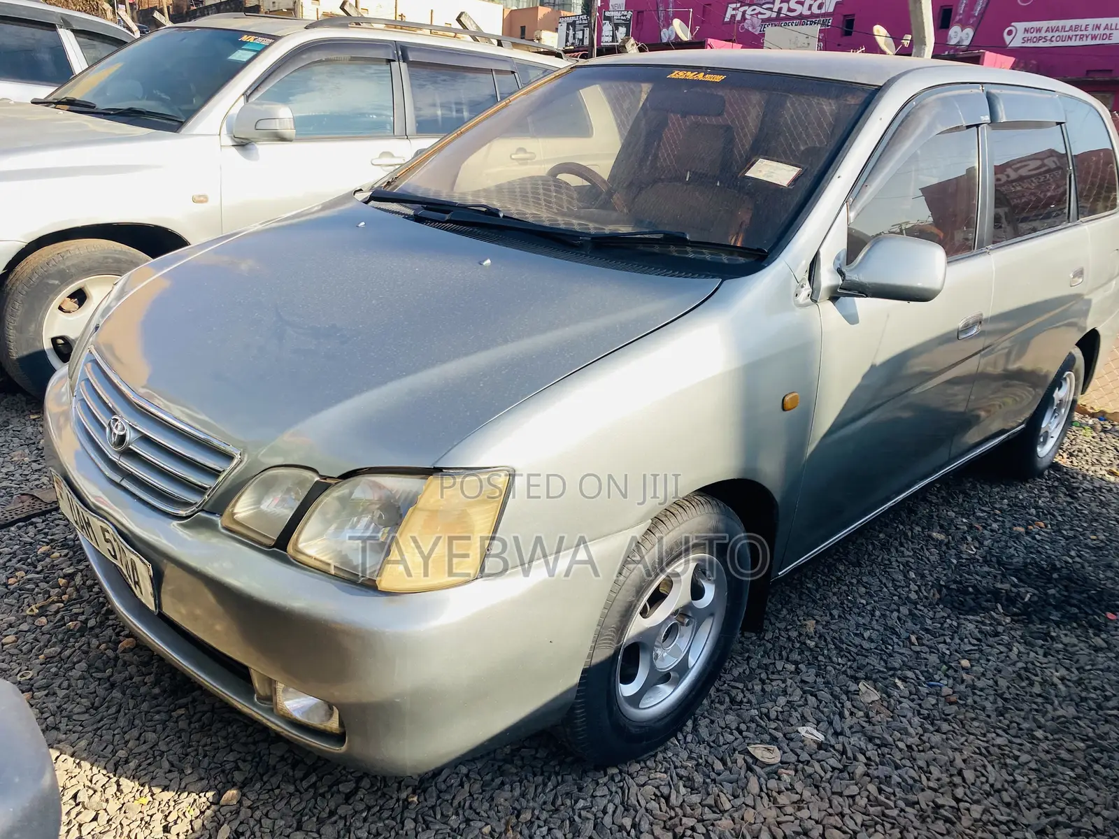 Toyota Gaia 1998 Gray