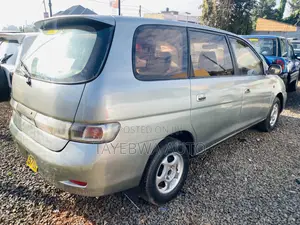 Toyota Gaia 1998 Gray
