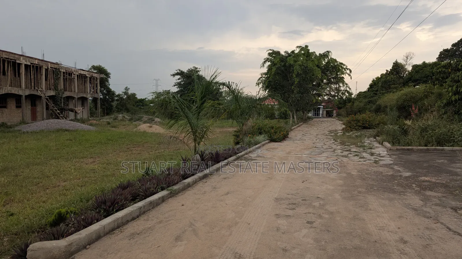 7bdrm Block of Flats in Luwero TC for sale