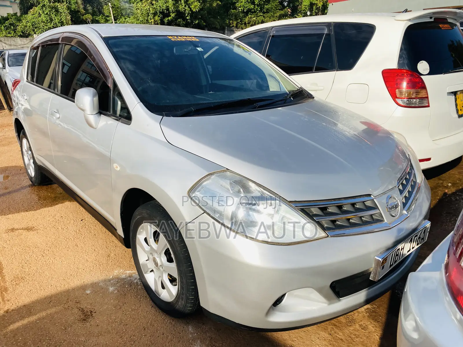 Nissan Tiida 1.5L 16V 2010 Silver