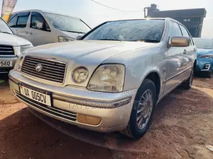 Toyota Progress 2002 Silver