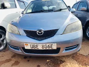 Mazda Demio 2006 Silver