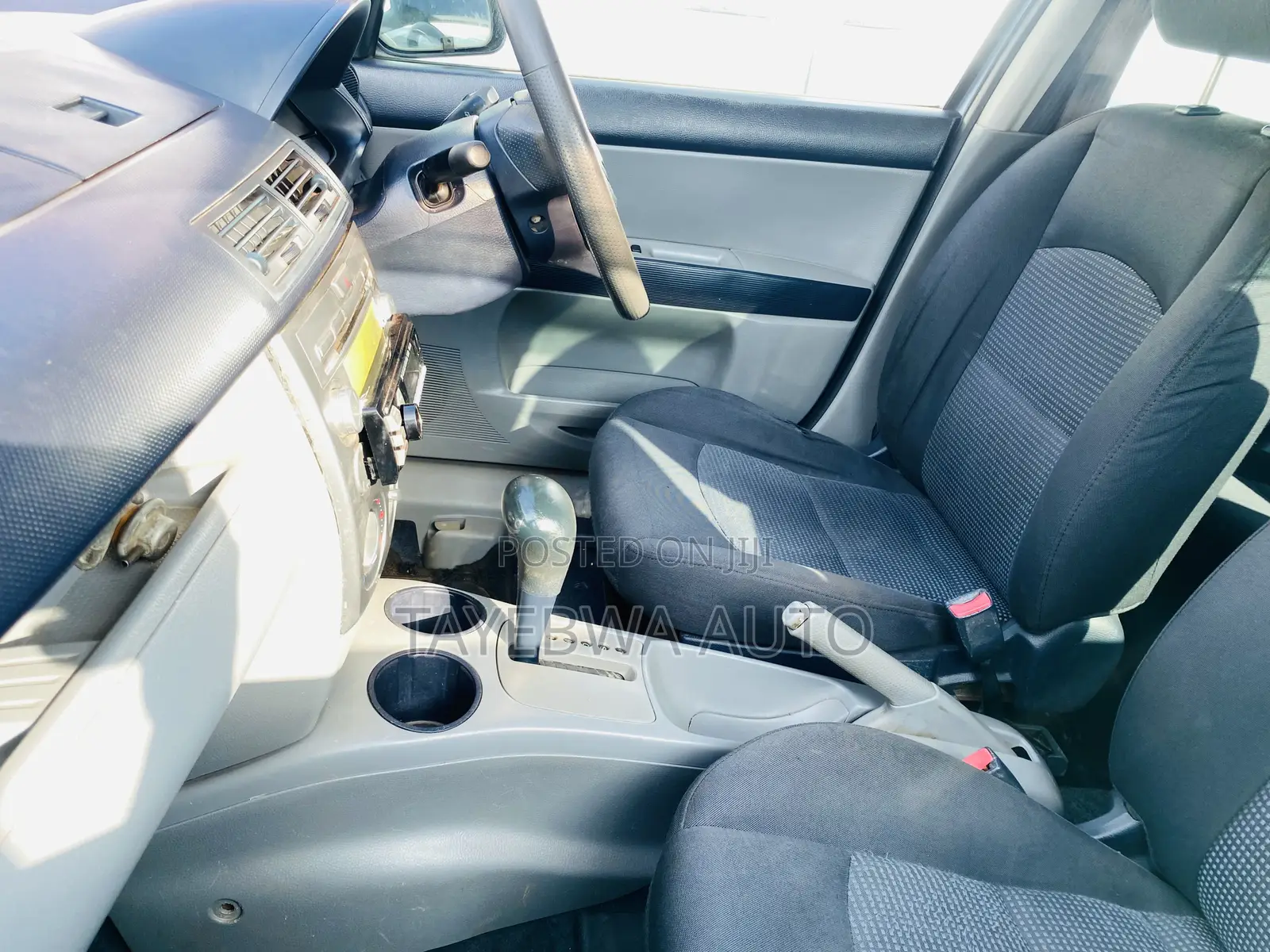 Mazda Demio 2006 Silver