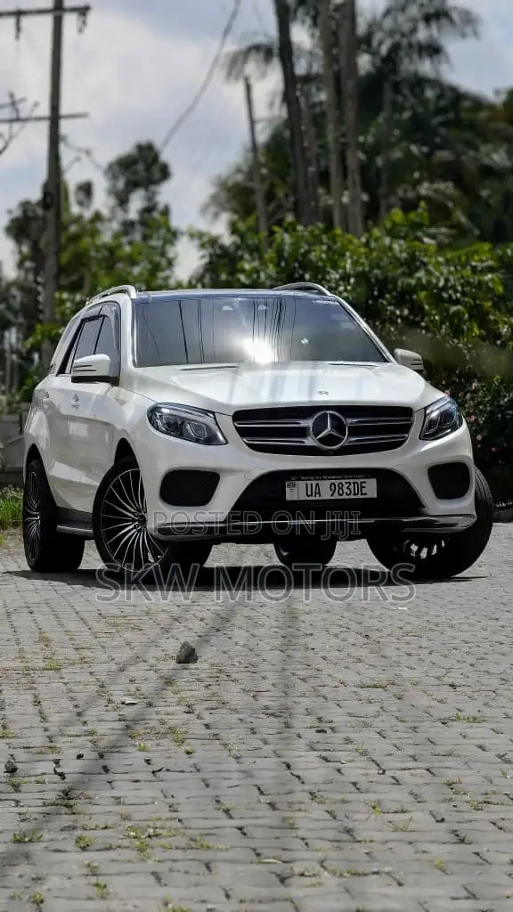 Mercedes-Benz GLE-Class 2018 White