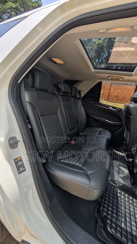 Mercedes-Benz GLE-Class 2018 White