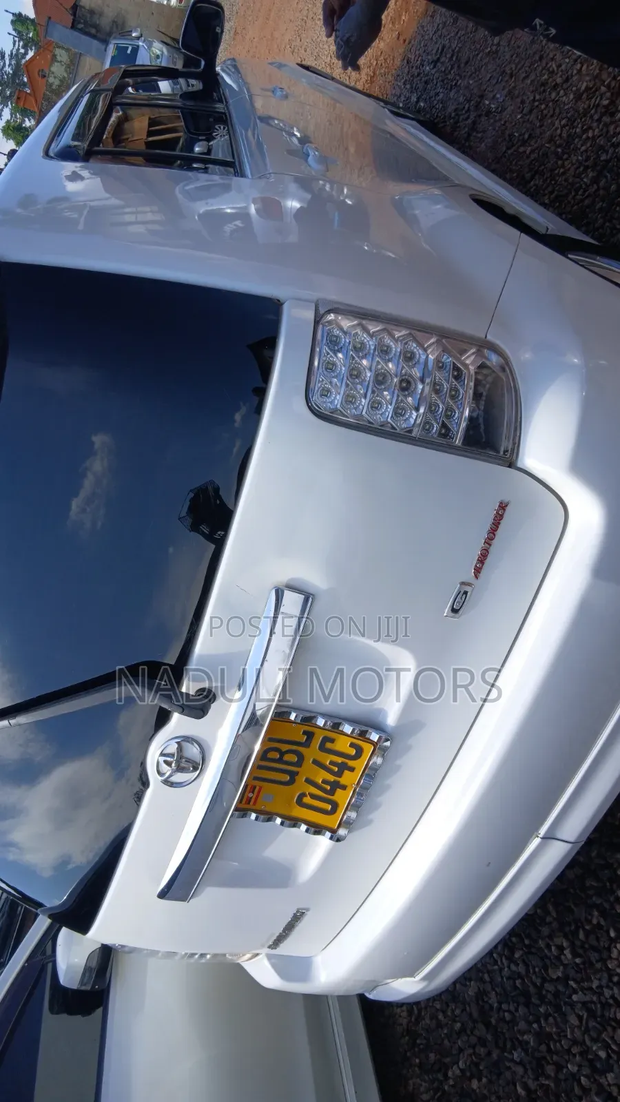 Toyota Corolla Rumion 2010 White