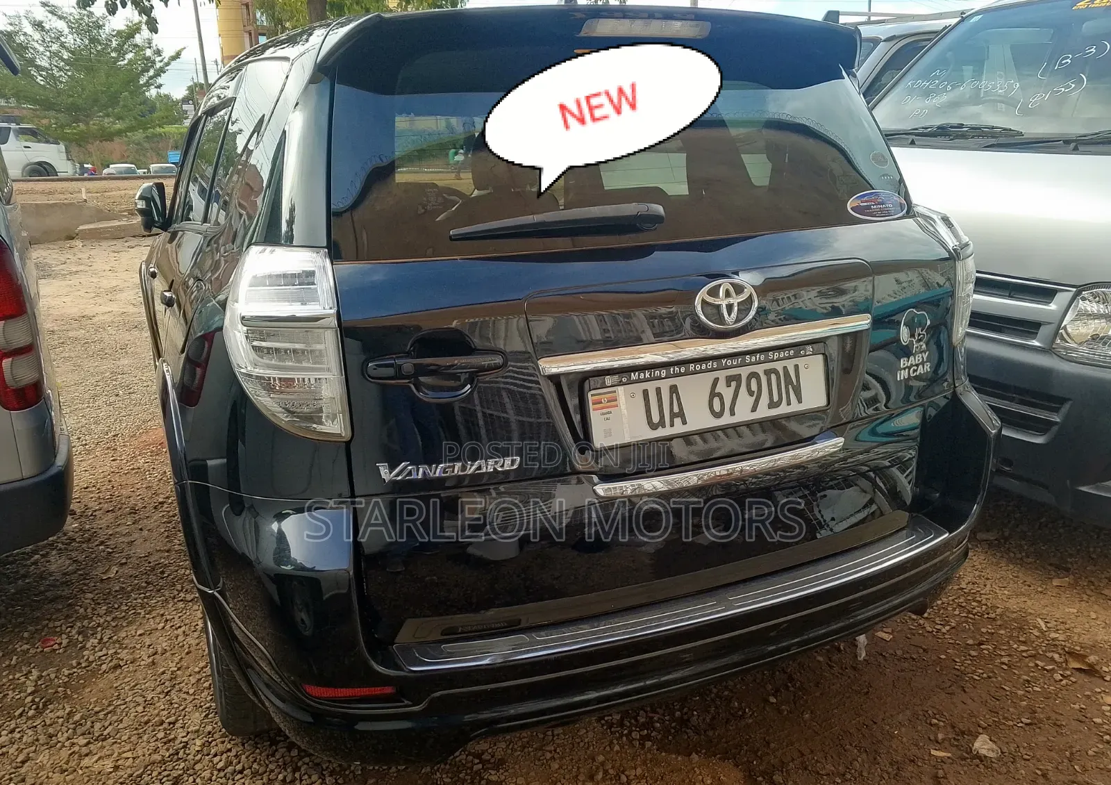 Toyota Vanguard 2011 Black