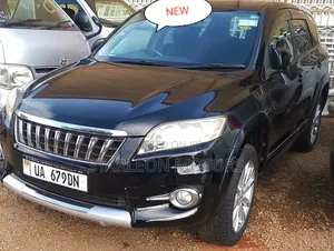 Toyota Vanguard 2011 Black