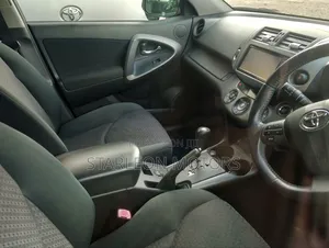 Toyota Vanguard 2011 Black