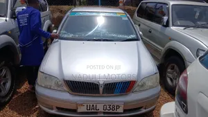 Toyota Vista 2003 Silver