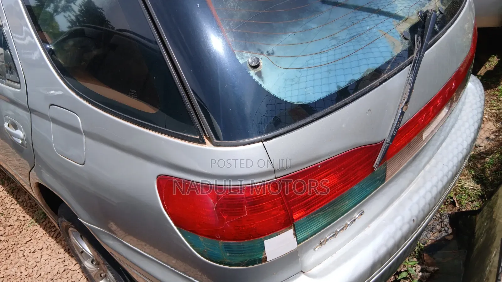 Toyota Vista 2003 Silver