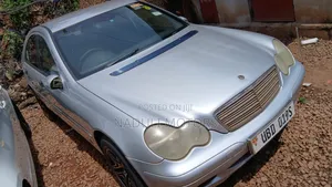 Mercedes-Benz C200 2005 Silver