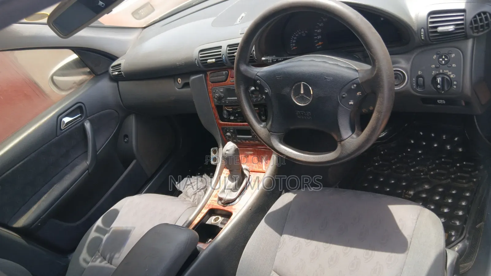 Mercedes-Benz C200 2005 Silver