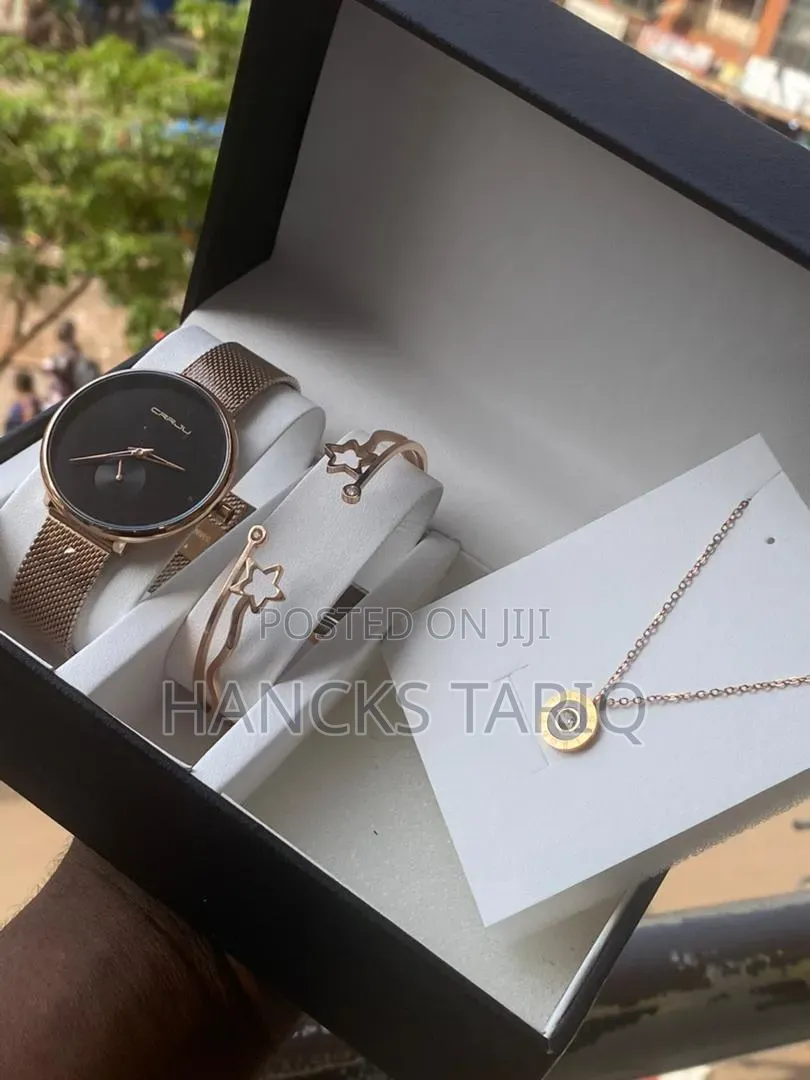 Elegant Women’S Gift Set