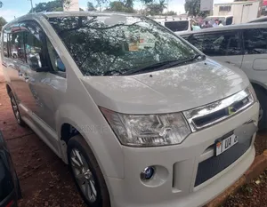 Mitsubishi Delica 2013 White