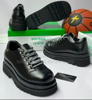 Authentic Bottega Veneta Platform Lug-Sole Shoes