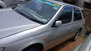 Toyota Vista 2003 Silver