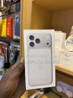 New Apple iPhone 17 Pro Max 256 GB Silver