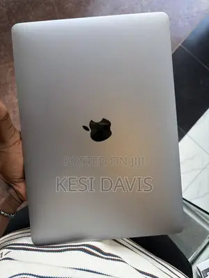 Laptop Apple MacBook Pro 2020 8GB Intel Core i5 SSD 256GB