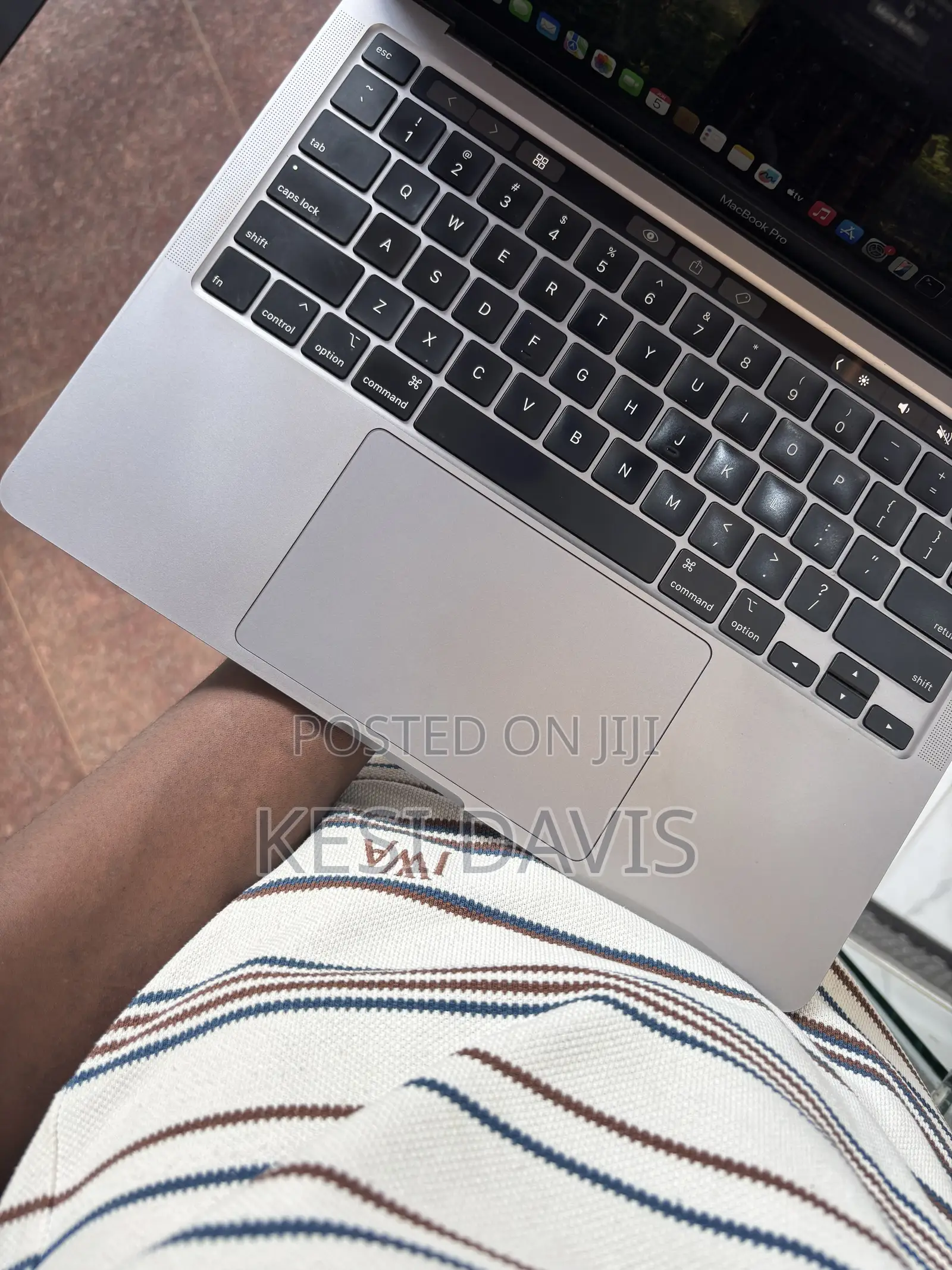 Laptop Apple MacBook Pro 2020 8GB Intel Core i5 SSD 256GB