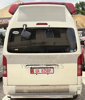 Toyota Grand HiAce 2018 White