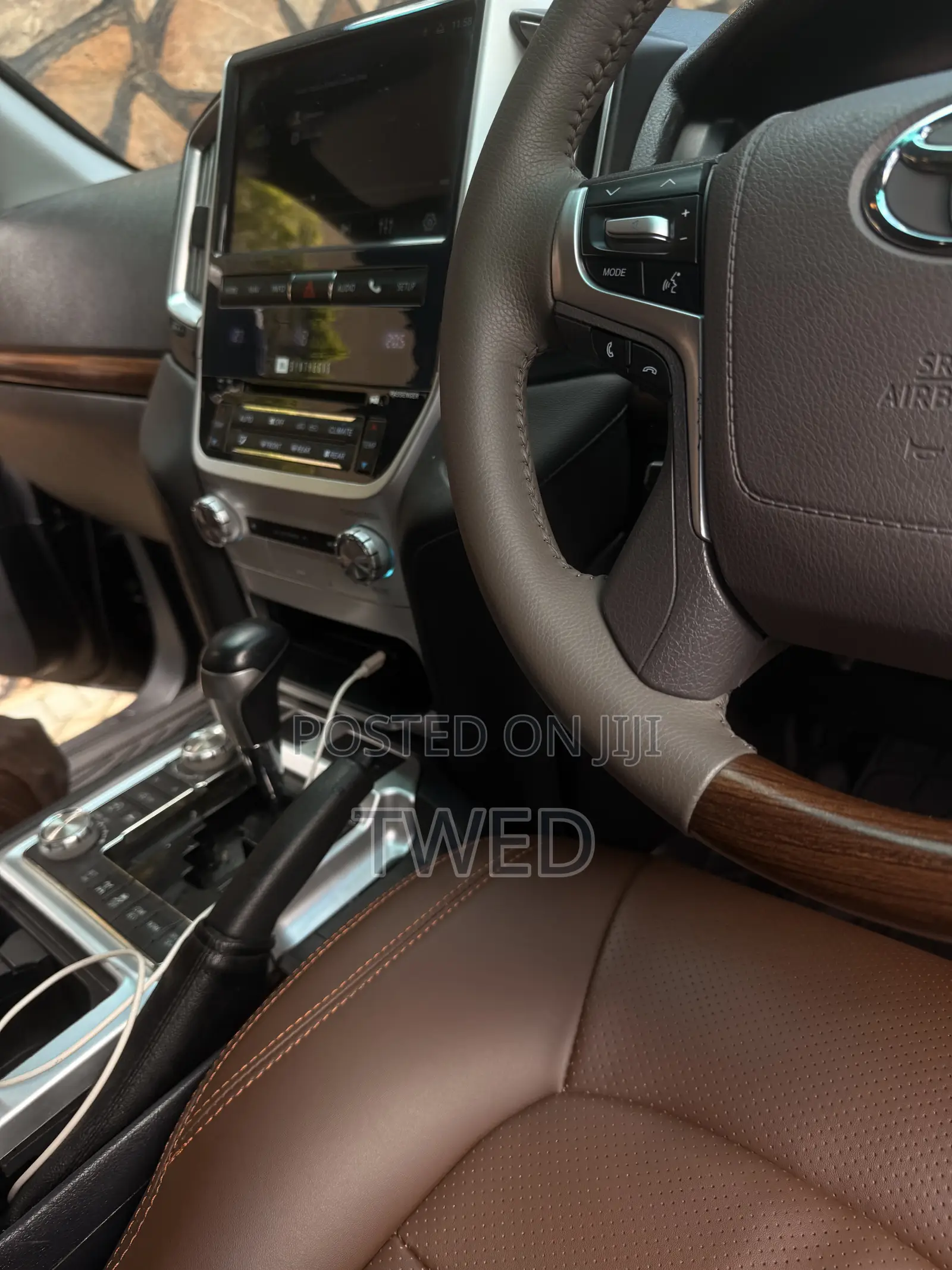 Toyota Land Cruiser 4.5 V8 GXR 2018 Black