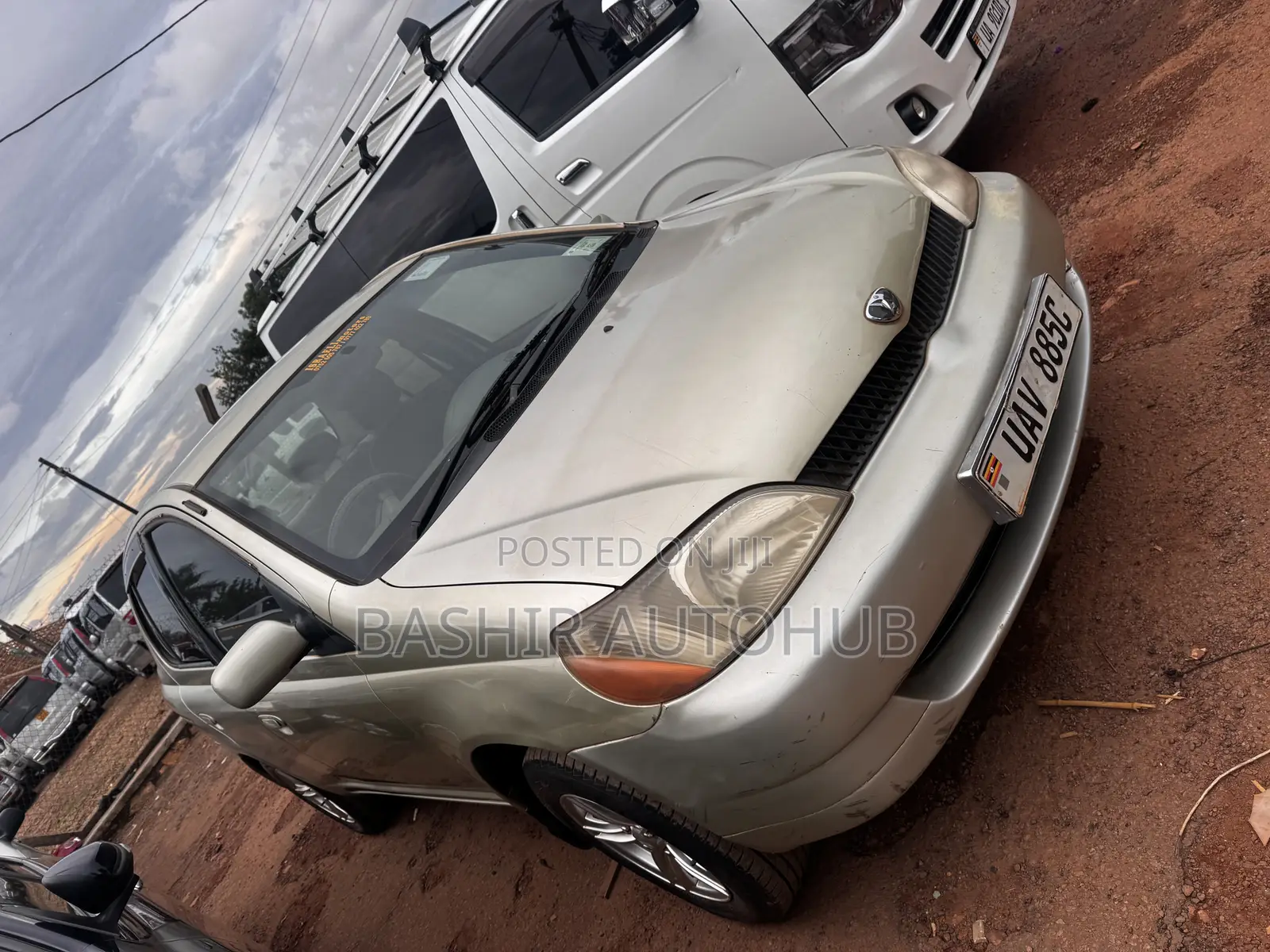Toyota Platz 2003 Silver