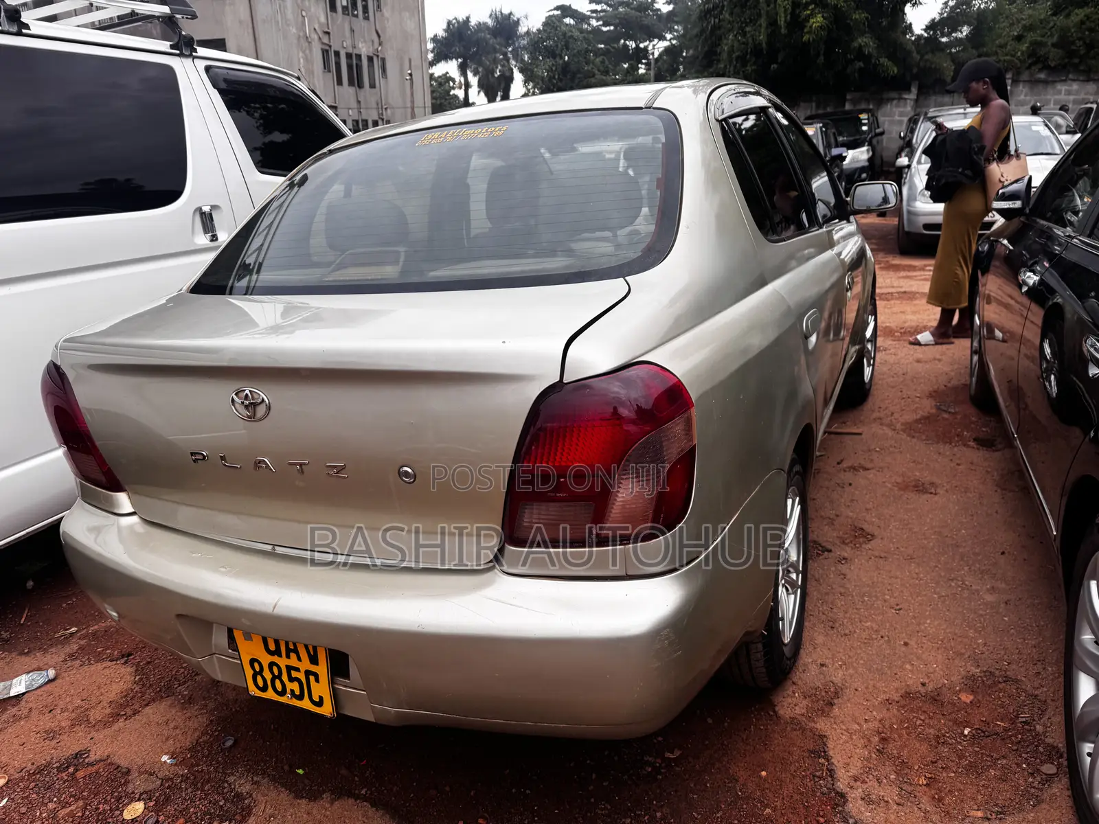 Toyota Platz 2003 Silver