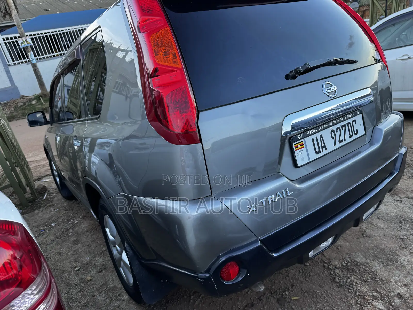 Nissan X-Trail 2010 Silver