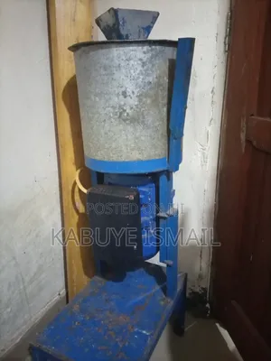 Gnuts Grinding Machine