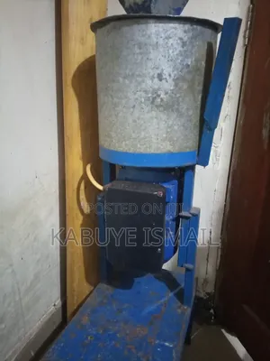 Gnuts Grinding Machine