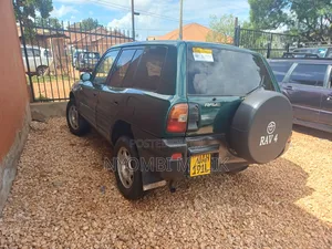 Toyota RAV4 Cabriolet 1998 Green