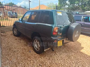 Toyota RAV4 Cabriolet 1998 Green