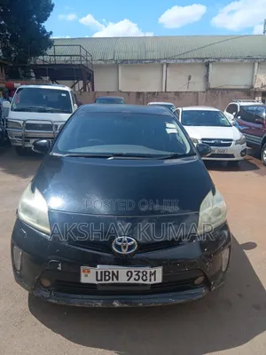 Toyota Prius Plug-in Advanced 2012 Black