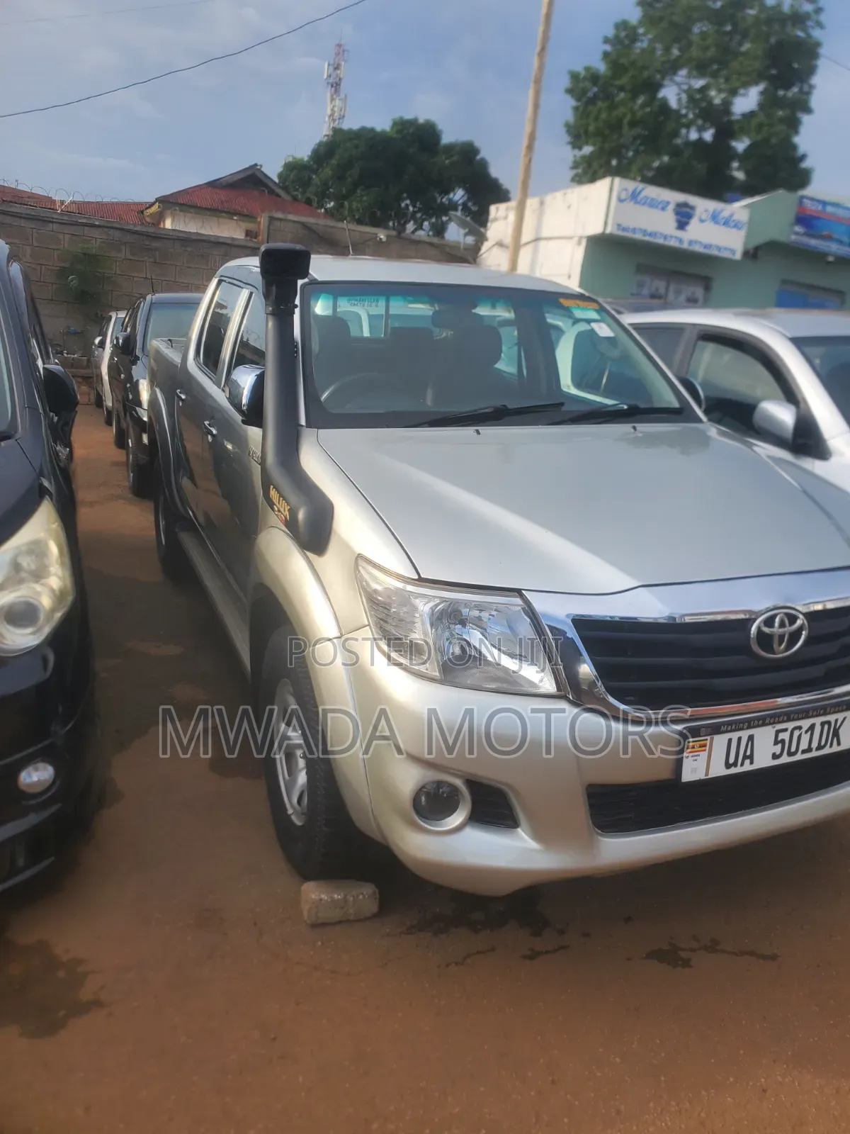 Toyota Hilux 2011 Silver