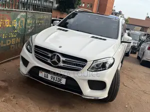 Mercedes-Benz GLE-Class 2018 White