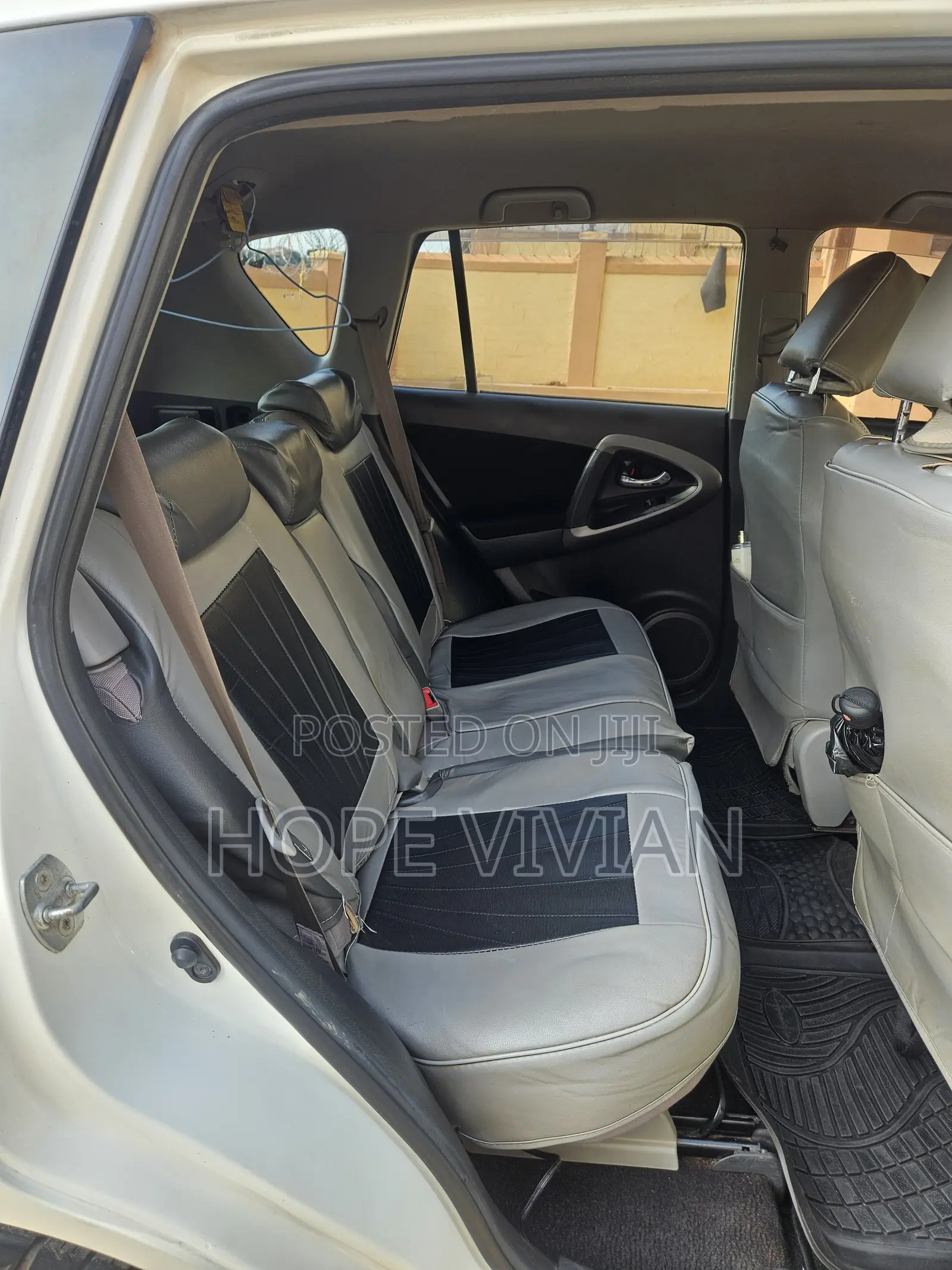 Toyota RAV4 2007 Pearl